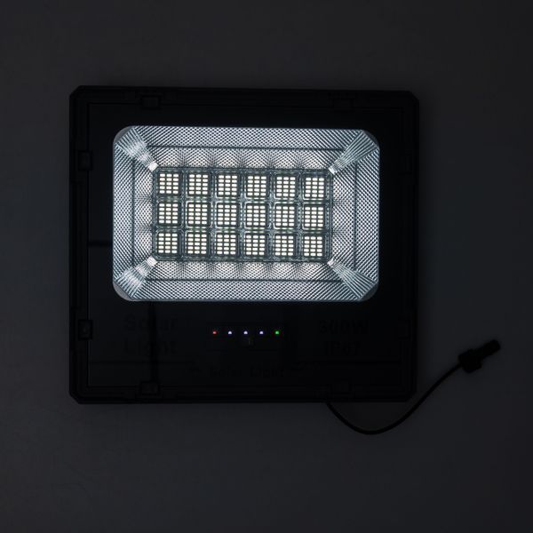 Прожектор уличный светодиодный с солнечной панелью 270 LED 300 Вт Yiwu HP-5-62 фото