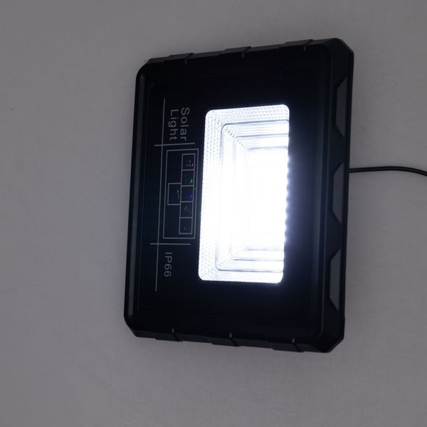 Прожектор уличный светодиодный с солнечной панелью 60 LED 100 Вт Yiwu HP-5-73 фото